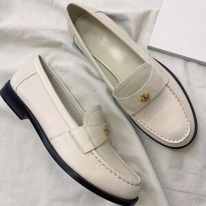 Tory Burch Classic loafer